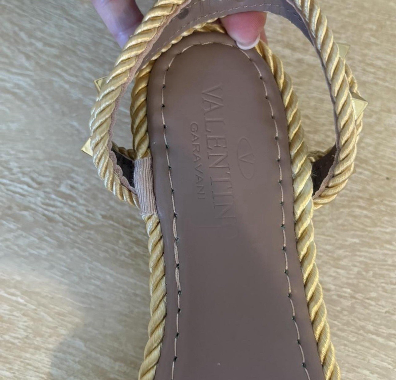 Valentino Garavani Rockstud Studded Strappy Ankle Strap Wedge Sandals size 38