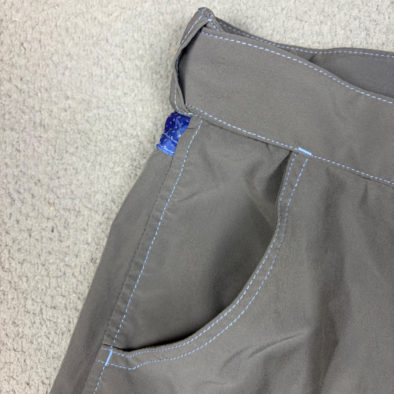 Huk Fishing Board Shorts Mens Medium Gray Stretch Swim Beach Drawsting