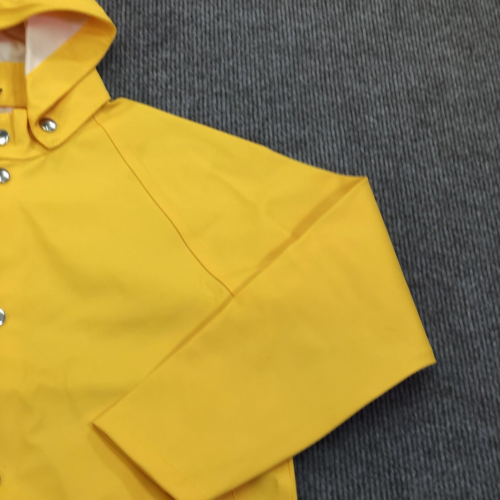 Stutterheim Raincoat Kids 6-7 Yellow Mini Hooded Snap Waterproof Rubberized