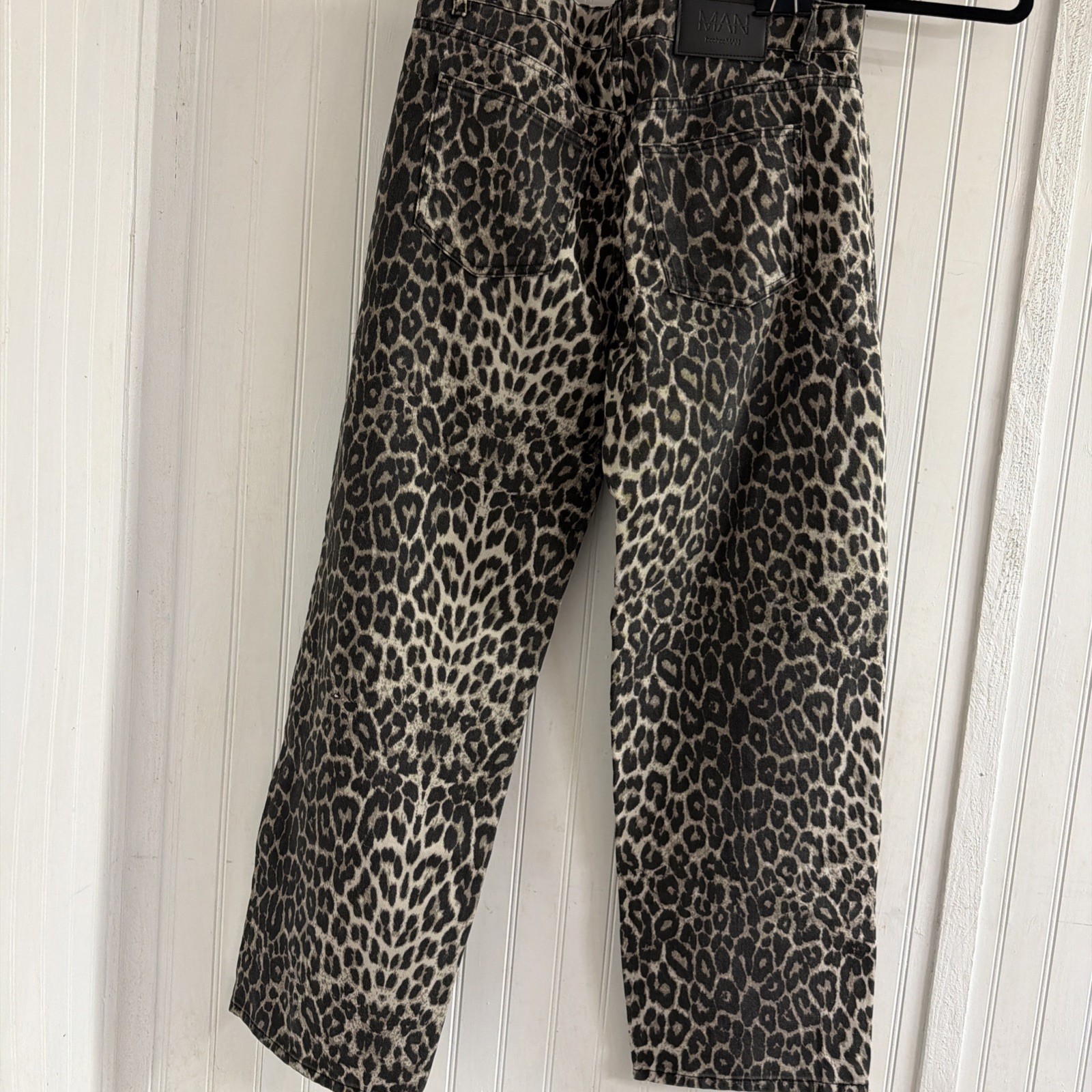 NWT~BoohooMAN Men 32 RELAXED FIT Jeans LEOPARD Y2K Streetwear Denim Pants
