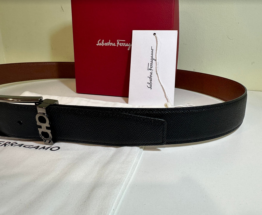 ADJUSTABLE REVERSIBLE RADICA/NERO LEATHER SALVATORE FERRAGAMO BELT GUNMETAL BUCK