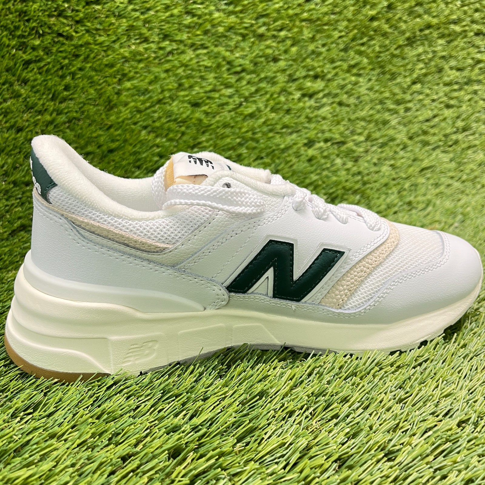 New Balance 997R Womens Size 5.5D Gray Green Athletic Leather Shoes Sneakers