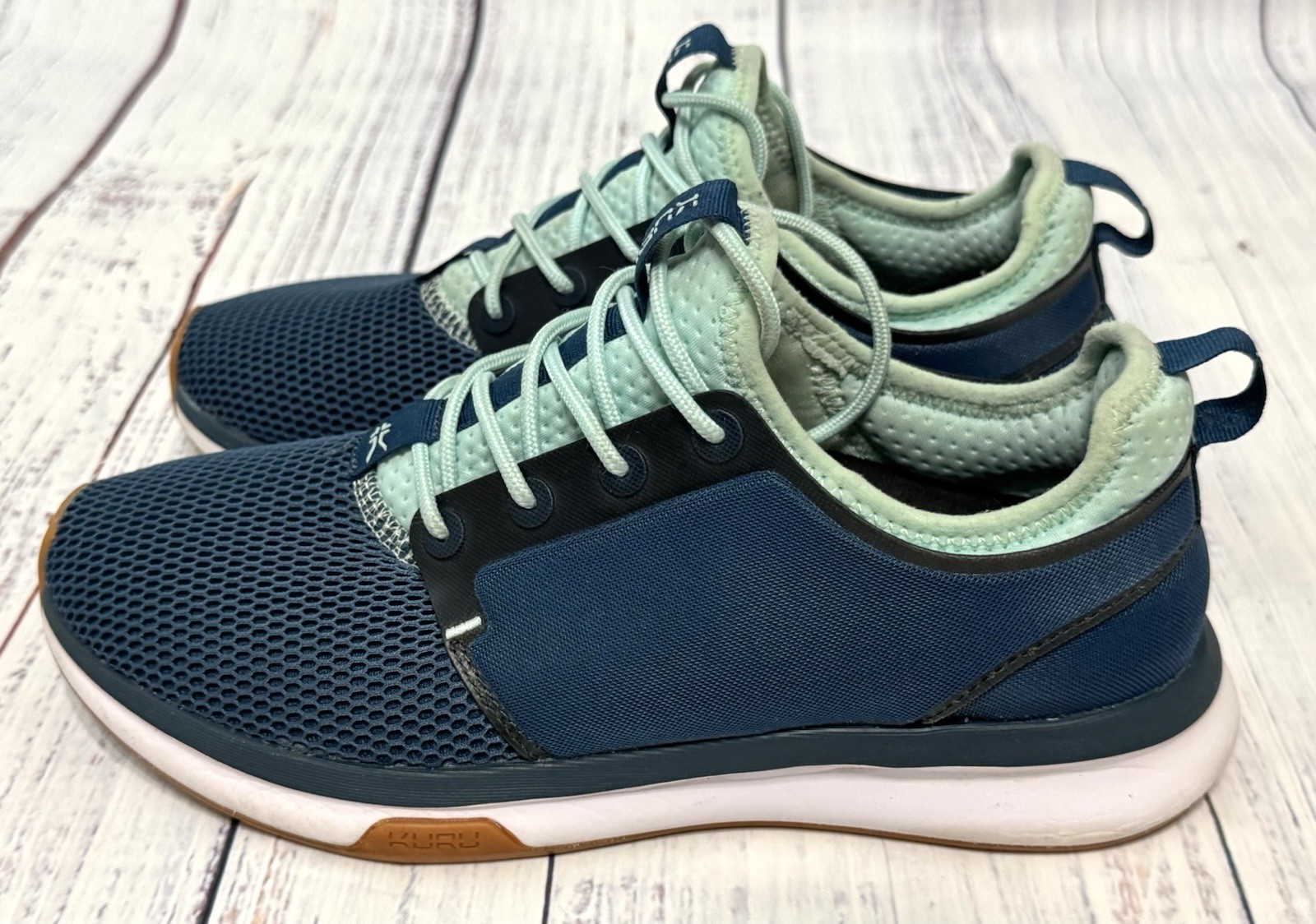 KURU Atom Women’s 9M Casual Walking Training Shoes Blue White Gum