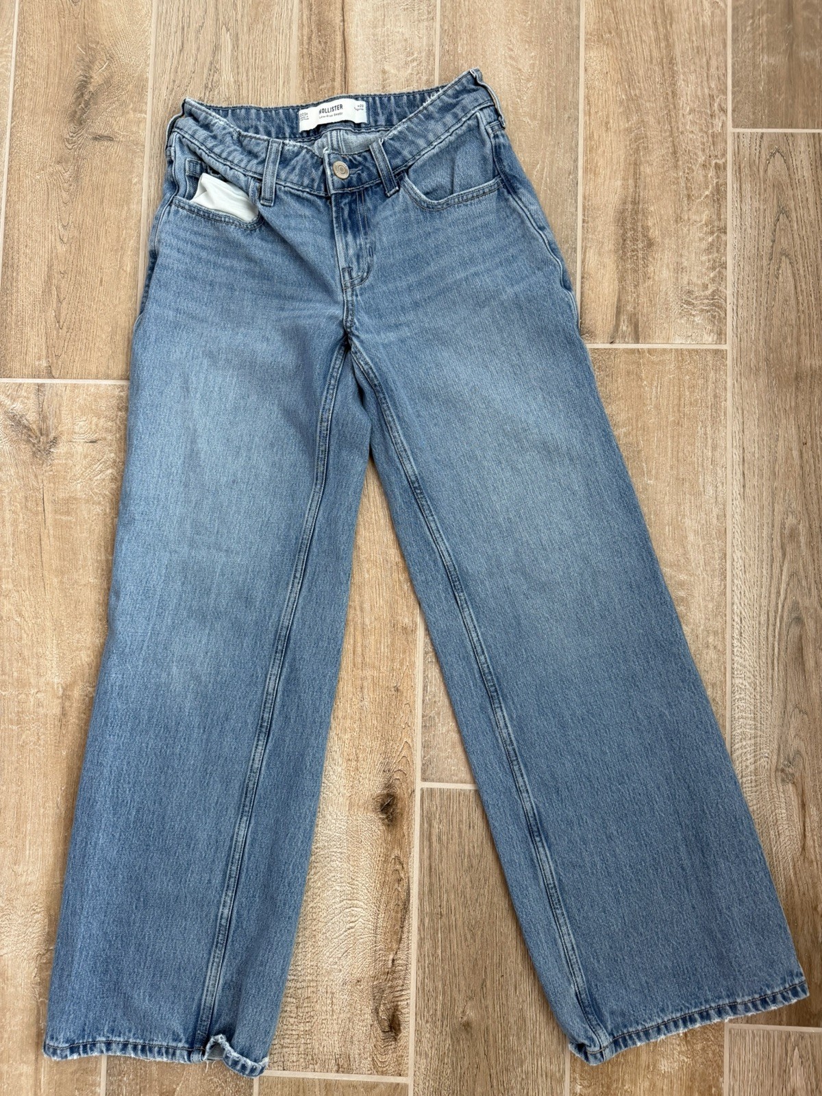 Hollister Low-Rise Baggy Jeans Light Wash Blue Wide Leg 000R W23 Regular -008-