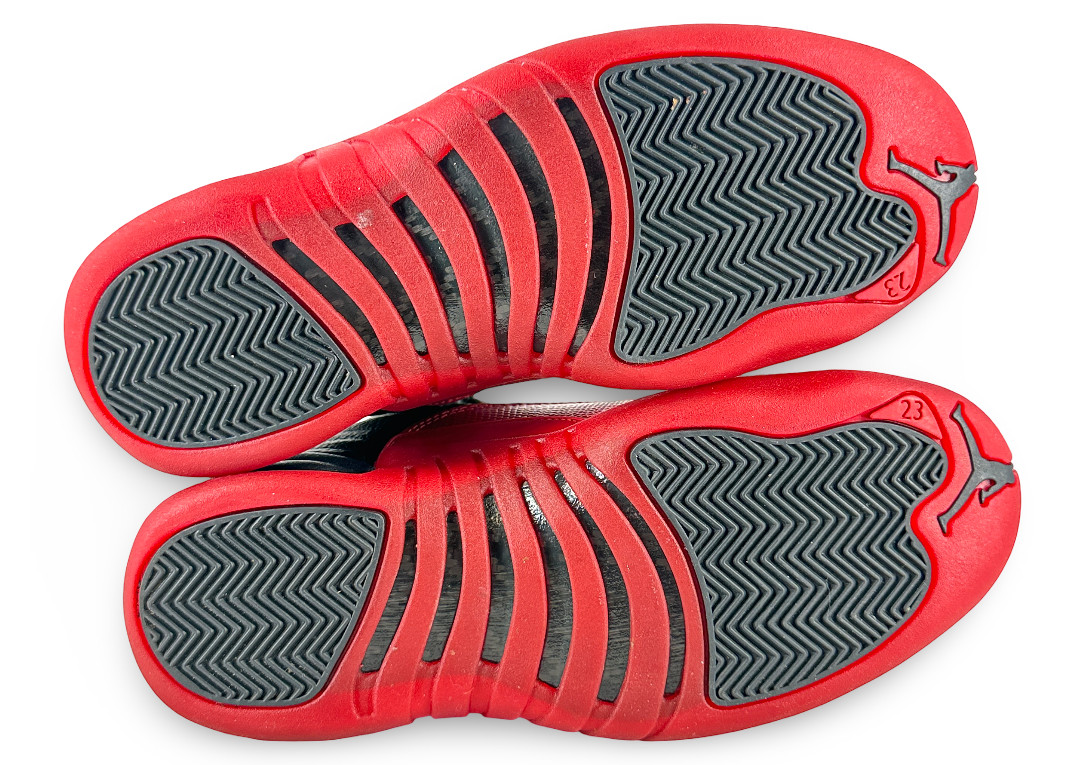 Size 8M/9.5W – Jordan 12 Retro Flu Game (2025) CT8013-002 Pre-Owned