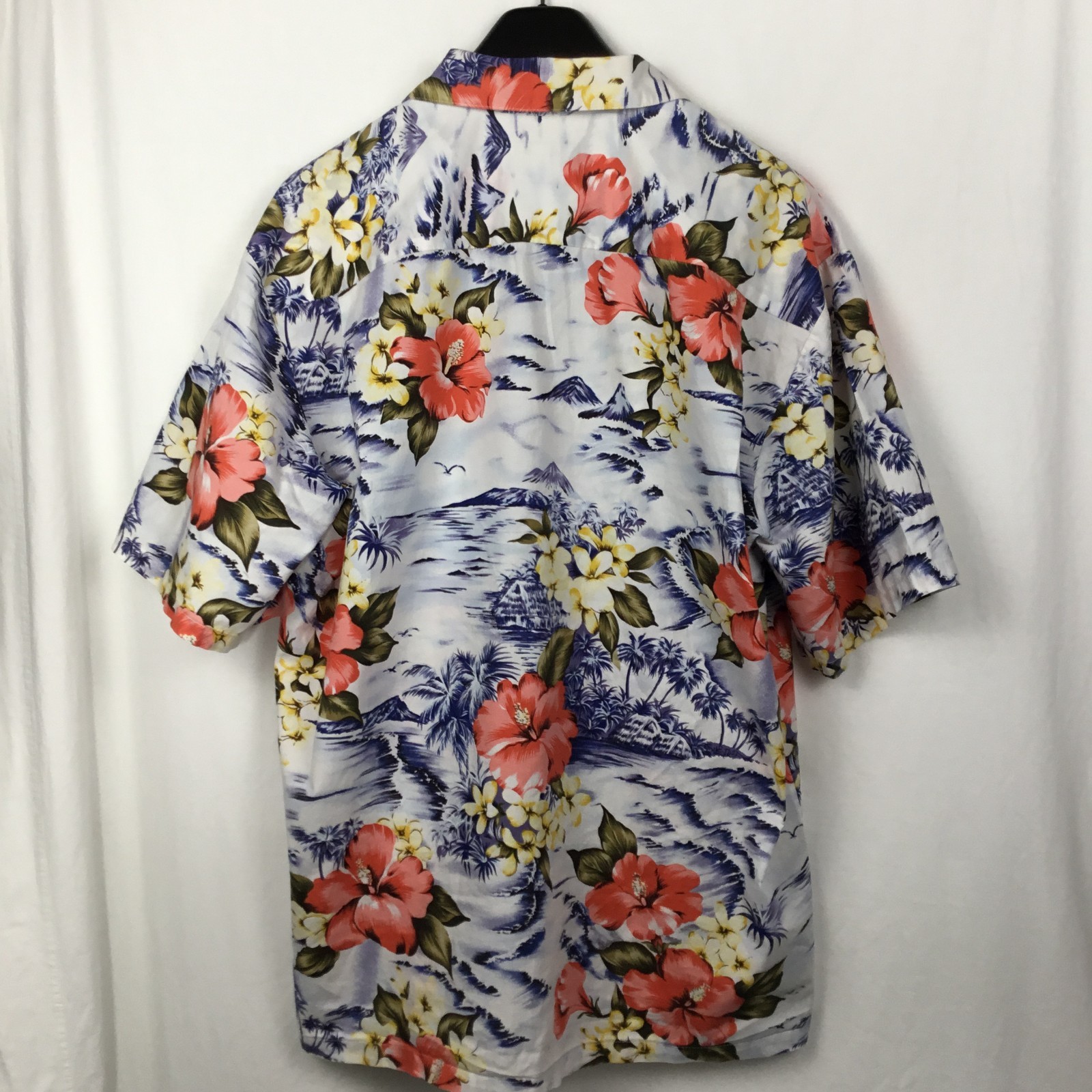 Hilo Hattie Vintage Mens Hawaiian Camp Shirt Large White Floral Aloha Summer