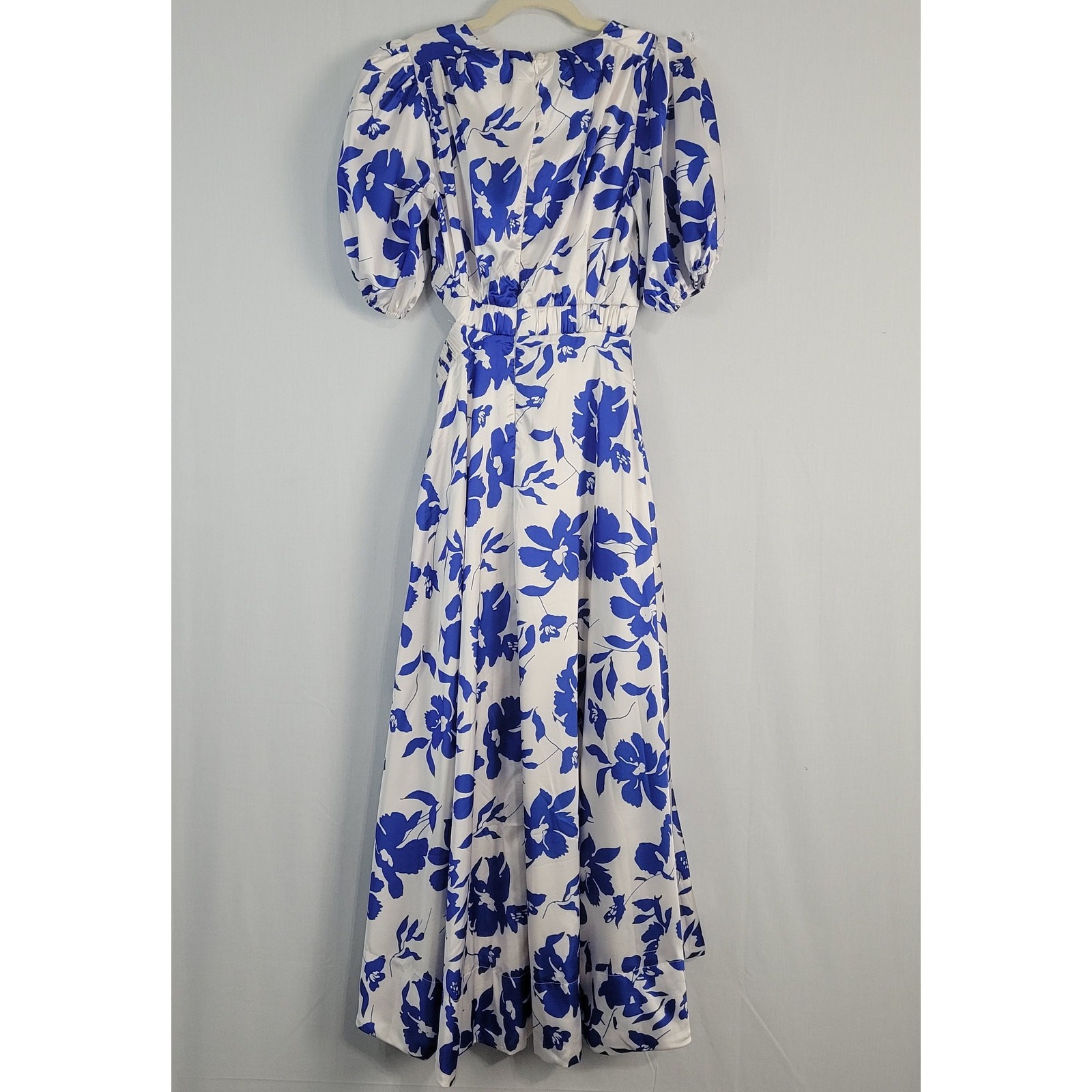 Petal + Pup Aminah Puff Sleeve Maxi Dress size XS white blue floral pockets, New