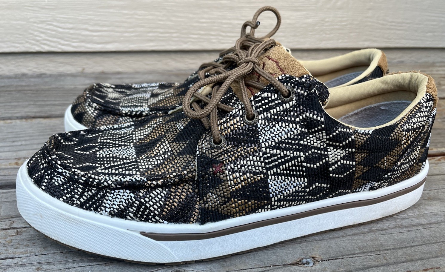 Nice! Twisted X Kicks Men’s 9M Casual Shoes Black/Multi MCA0044