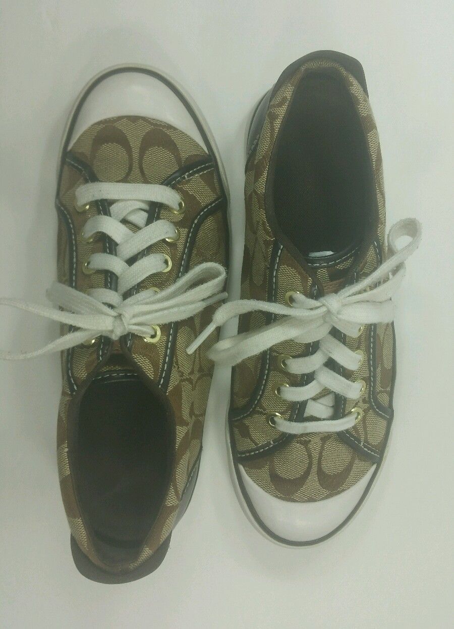 Coach CC Monogram Oxford – Size 7B