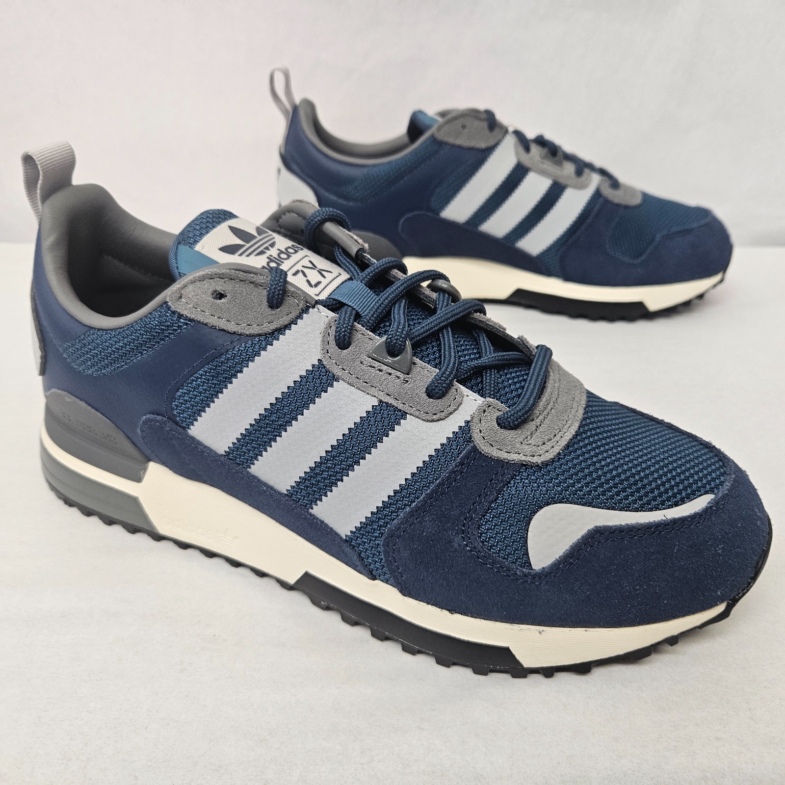 Adidas ZX 700 HD Retro Sneakers H01850 Crew Navy Grey Blue Men’s Size 8.5