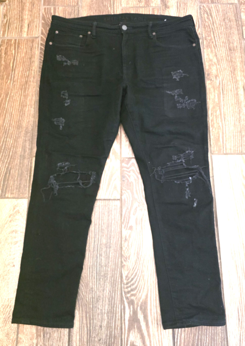 American Eagle Athletic Fit Zipper Fly Black Distressed Jeans 42 X 32 Stretch