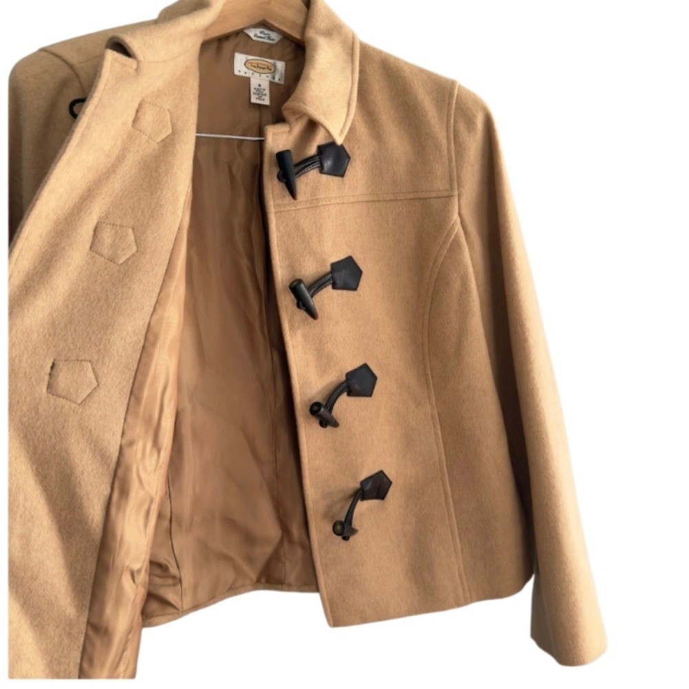 Women’s Toggle Jacket 12