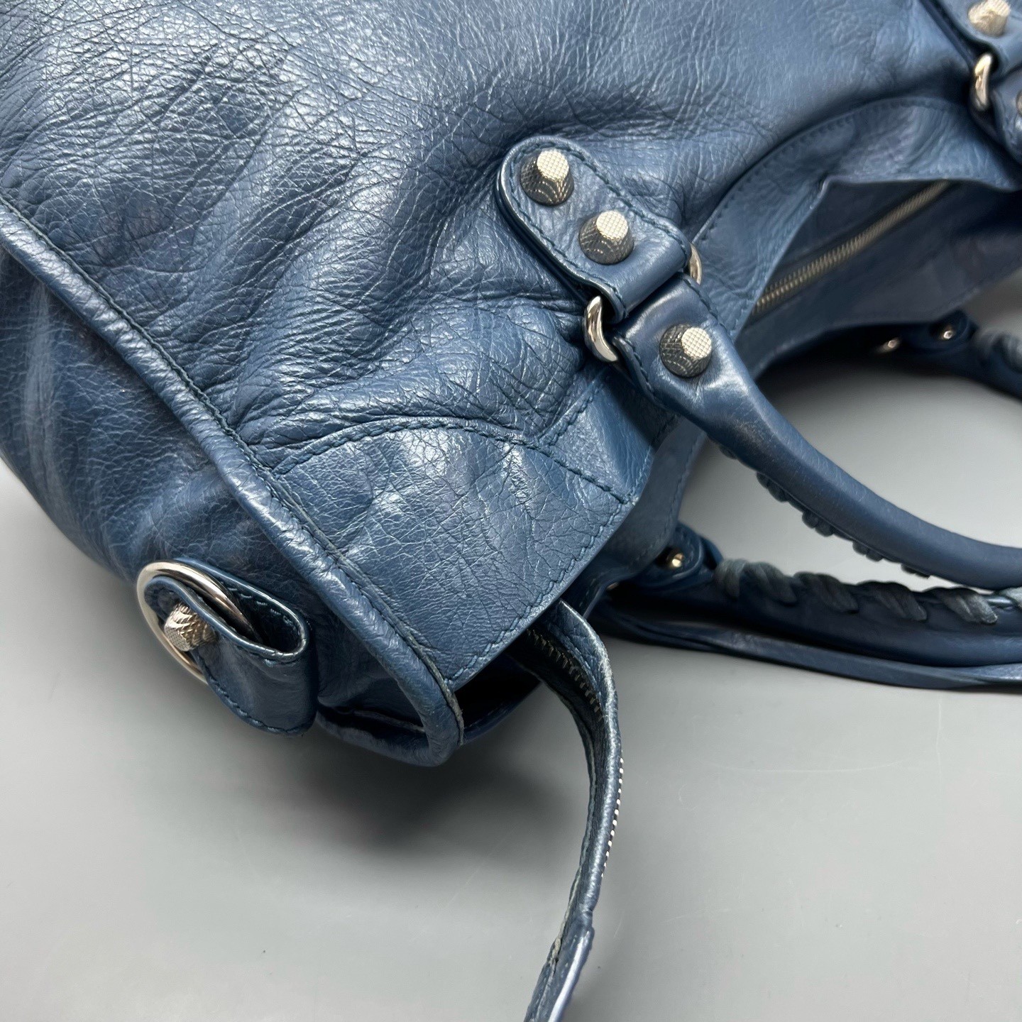 Balenciaga Pre-Owned Authentic Luxury Handbag Blue 38*24*14cm