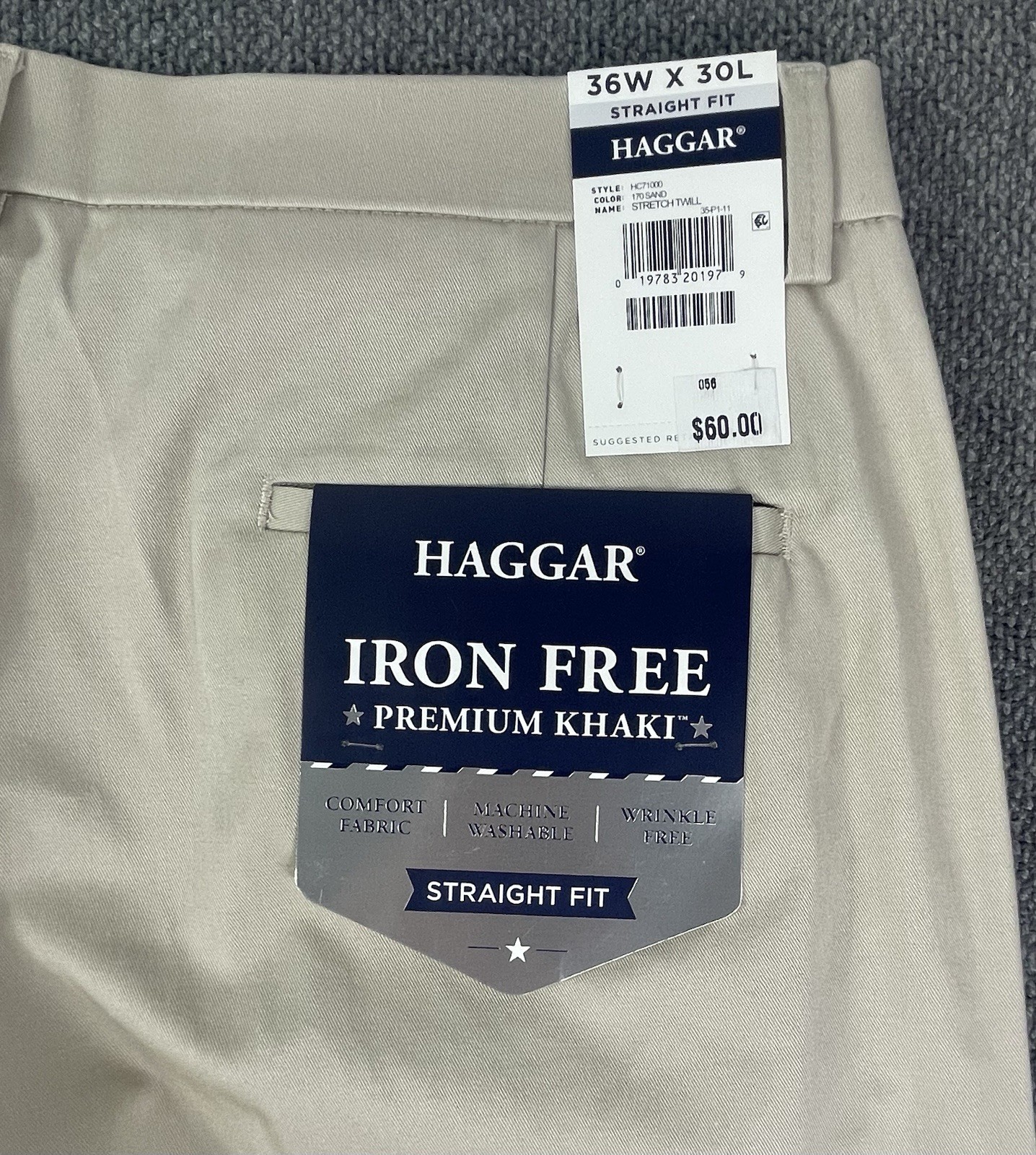 Haggar Men’s Straight Fit Iron Free Premium Khakis SAND 36×30 True To Size NWT