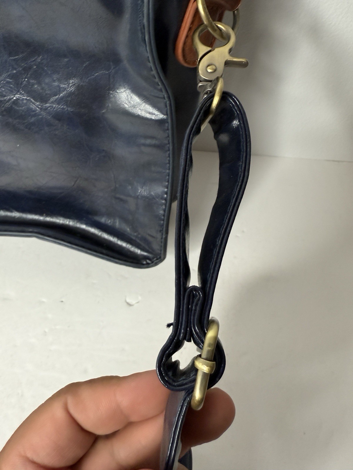 Ecosusi Faux Leather 2 Tone Dark Navy Blue Brown Messenger Bag with Bow & Handle