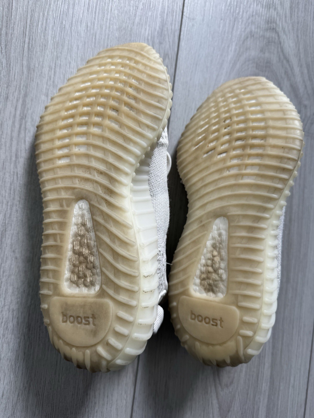 Adidas Men’s Yeezy Boost 350 V2 Size 6.5 Bone White Rare