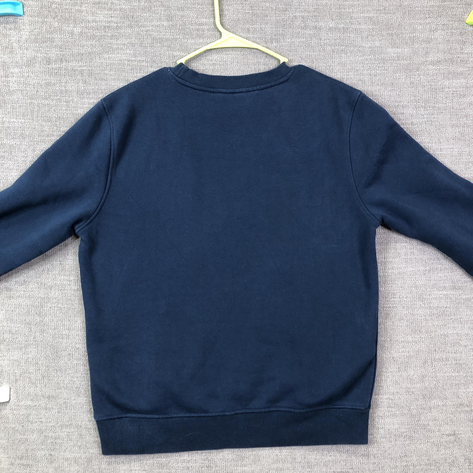 Yogi Bear Sweatshirt Mens L Blue Yogi Bear Graphic Embroidered Fleece Pullover