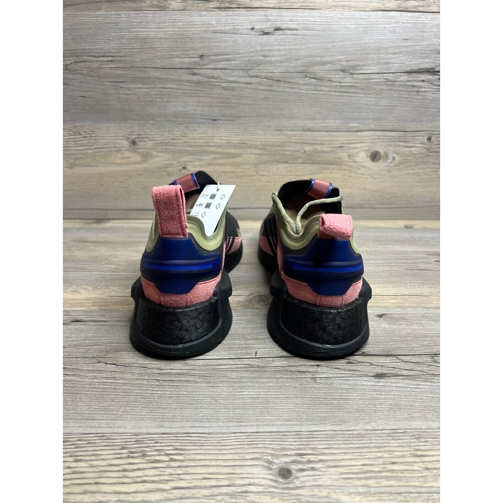adidas NMD V3 Womens Size 7 Grey Five Core Black Wonder Red GX6936