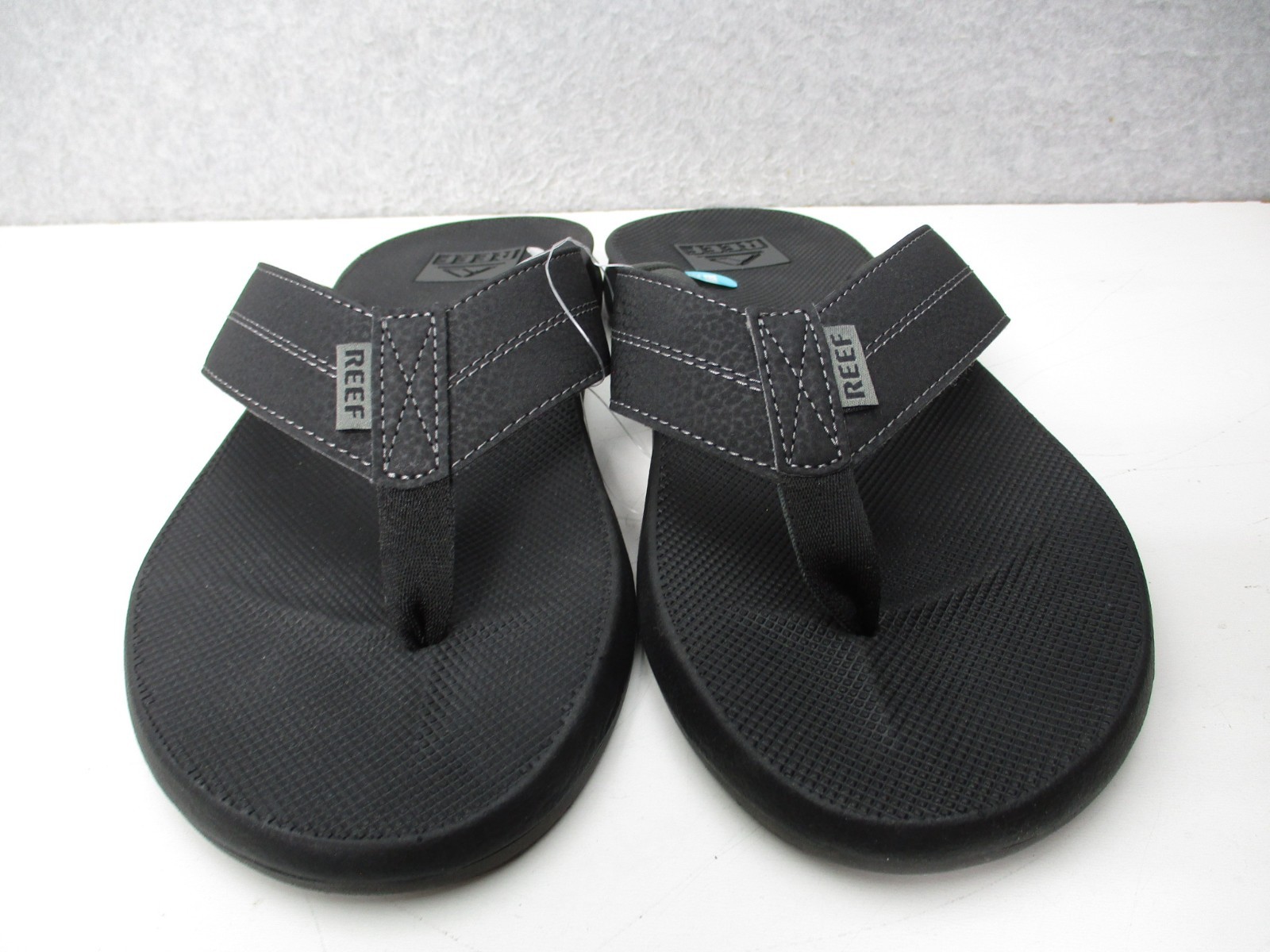 Reef Element TQT Sandals Black Thong Flip Flop Bottle Opener Mens Sz 9