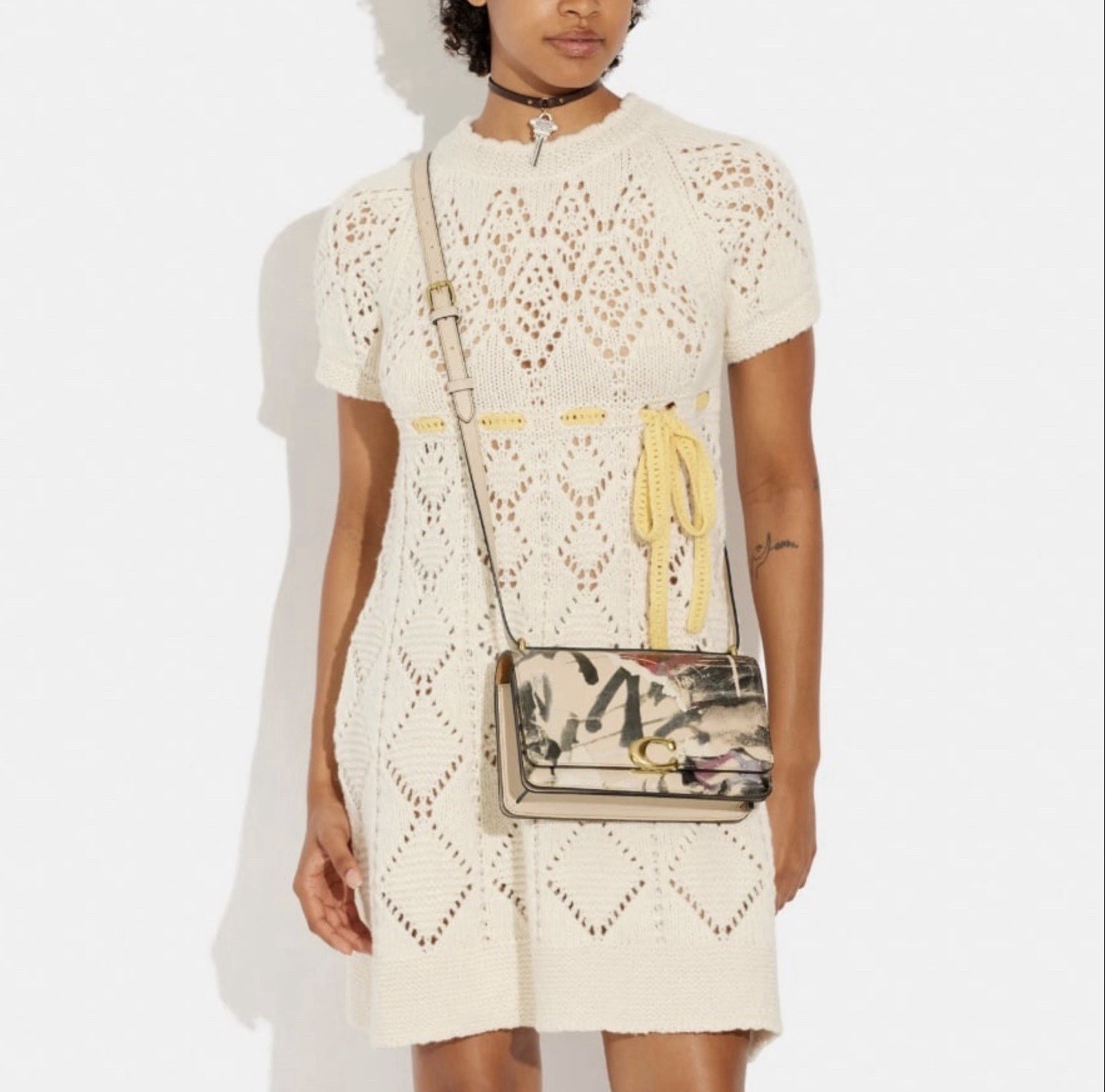 Coach X Mint & Serf Bandit Shoulder Bag Glovetanned Leather Ivory multi Graffiti