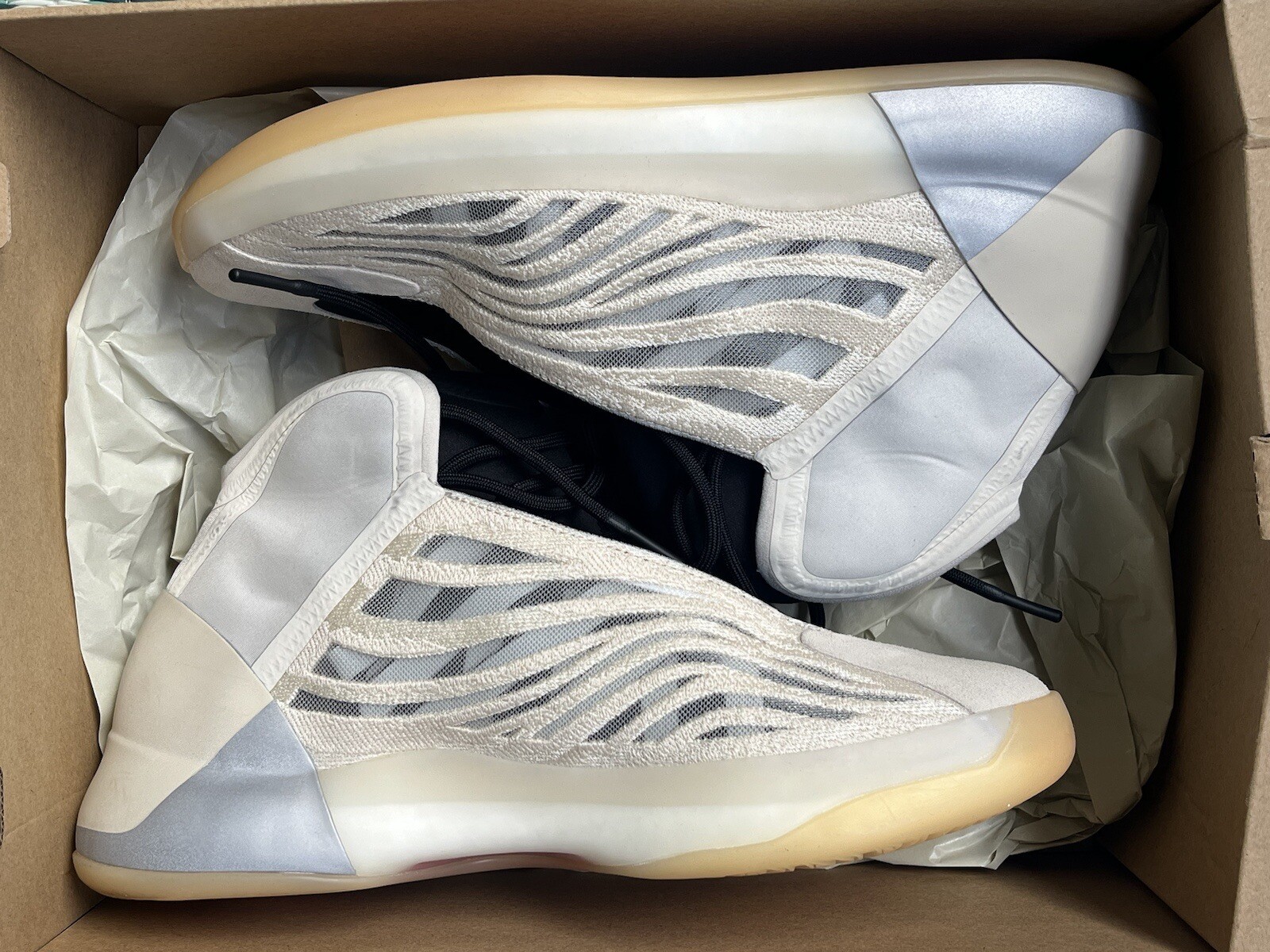 Size 11.5 – adidas Yeezy Quantum Mist Slate
