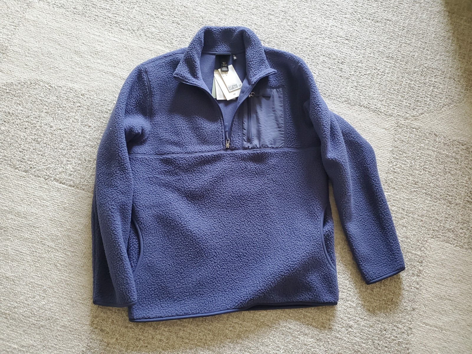 H&M thermolite regular teddy top men’s Size M
