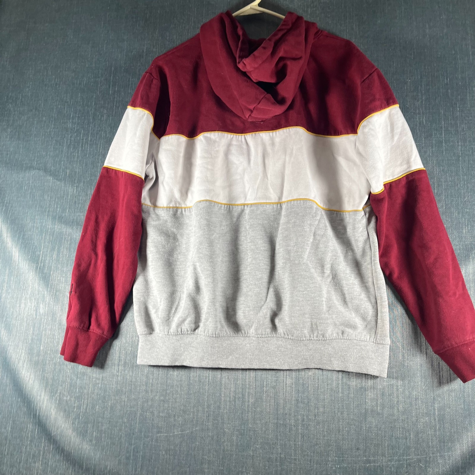 Harry Potter Men’s Hoodie Size M Red Colorblock GRYFFINDOR Sweatshirt