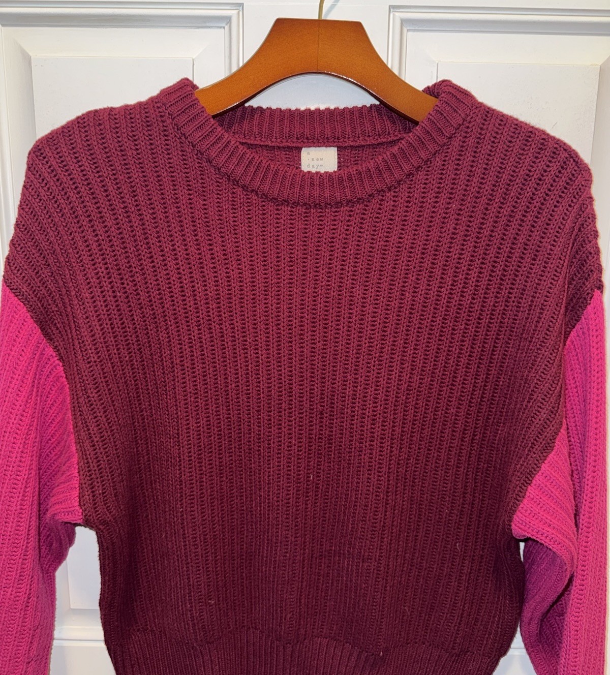 A New Day Womens Knit Acrylic Blend LS Scoop Neck Maroon Pink Sweater Medium