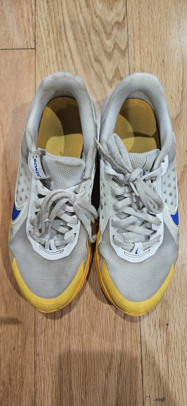 Nike Sonic Fly Big Kids Yellow Blue White Running Jogging Shoes Size 4.5Y
