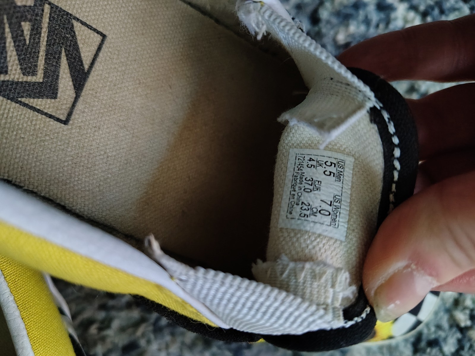Barely used Size 7 – VANS Asher Sunflower Checkerboard W