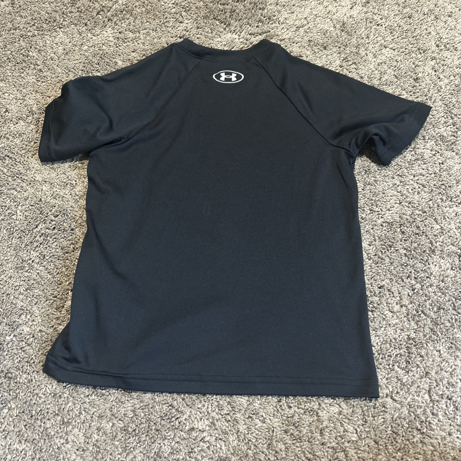 Under Armour Boys Size Youth Extra Small YXS Black Short Sleeve Shirt