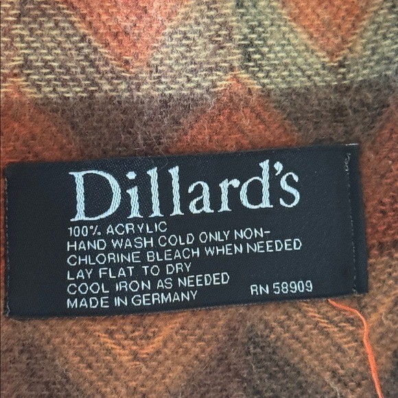 Dillards Scarf Zig Zag Fringe Fall Winter Soft Cozy Red Orange 64×11 inches