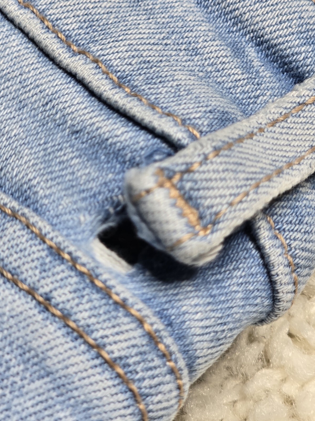 Zara Jeans Womens 4 (26×26) Relaxed Straight High Rise Medium Wash Raw Hem Denim