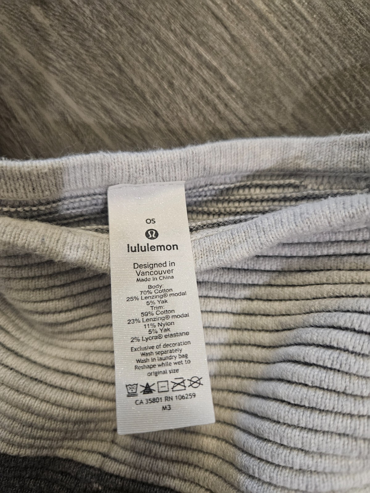 Lululemon Athletica Gray & White Ribbed It All Lines Up Poncho Women’s One Size