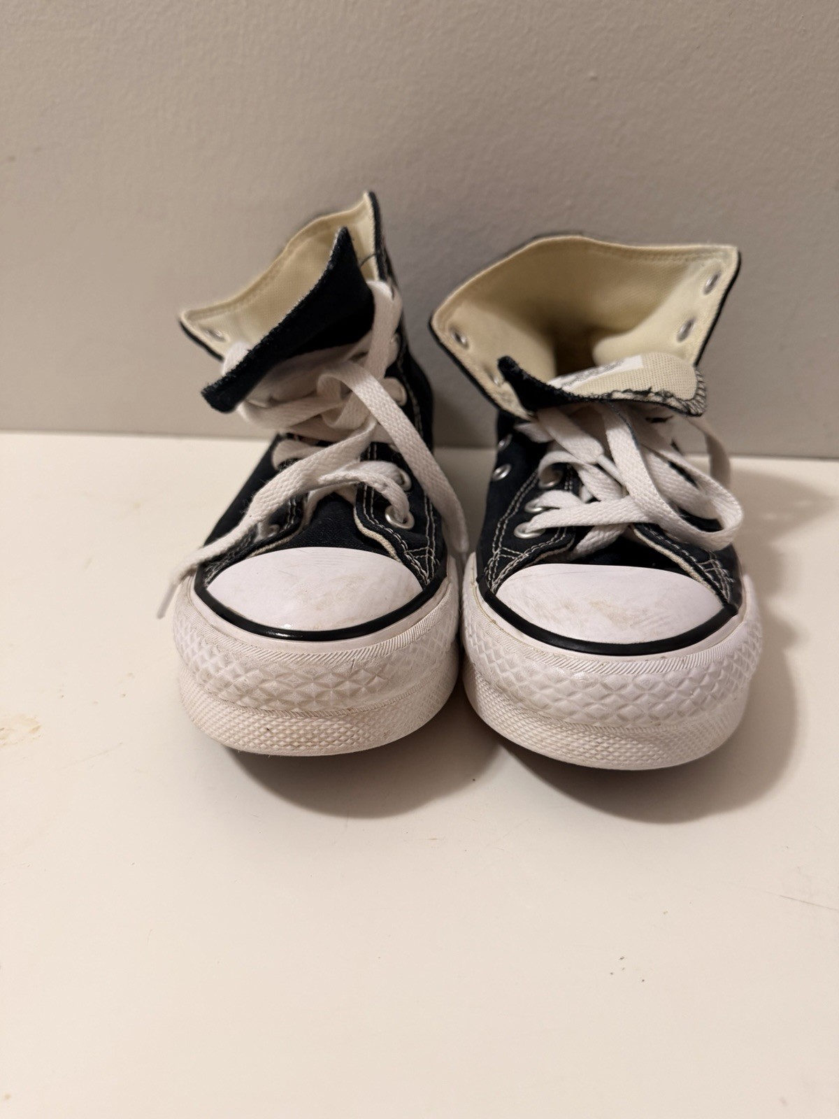 Converse Chuck Taylor All Star High Top Black/White Lace-Up Sneakers