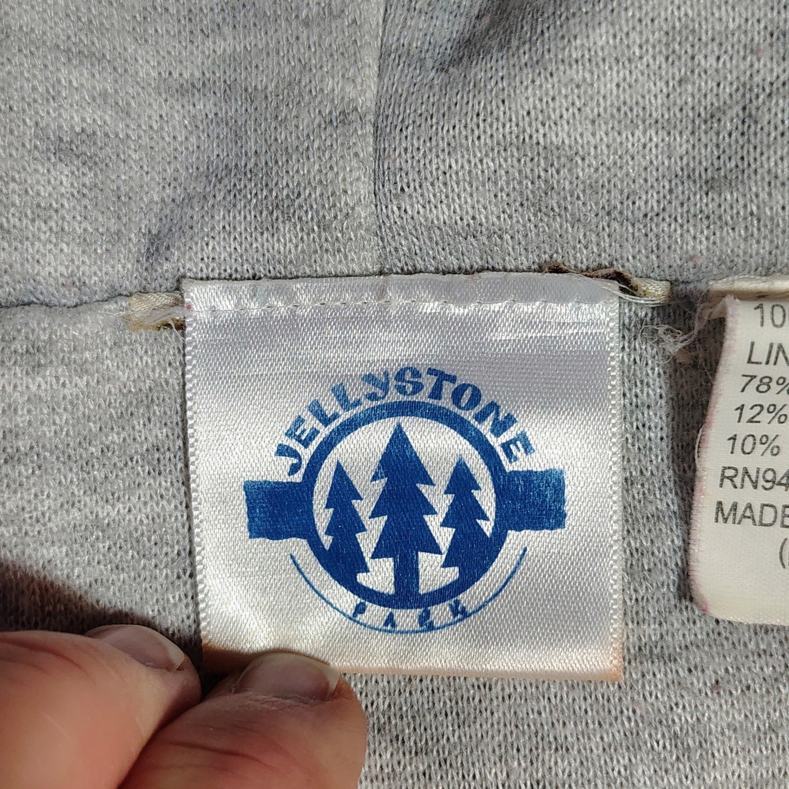 vintage Yogi Bear Jellystone Park Indiana Red Nylon Hooded Windbreaker Jacket