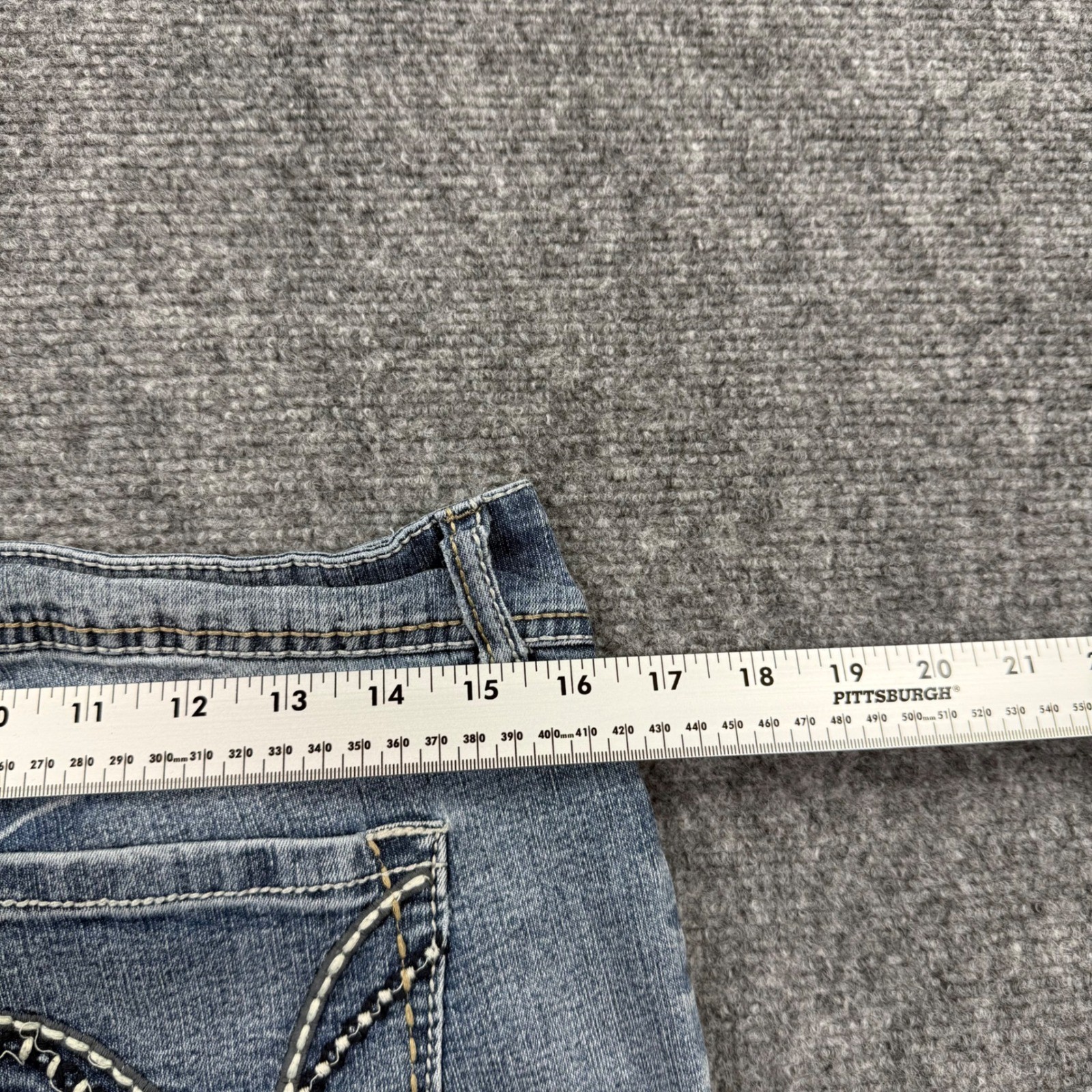 Mudd Flare Jeans Size 11 Blue Low Rise Embellished Y2K Denim Women’s