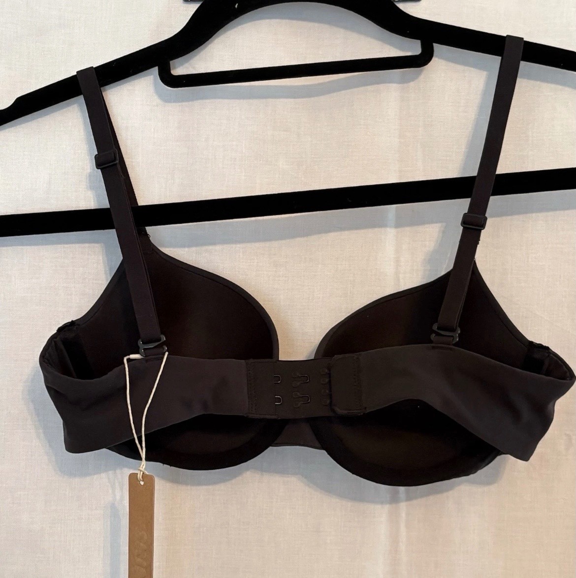 Skims Women’s Underwire Push-up Bra, Size 32B, Color: Onyx (black), NWT