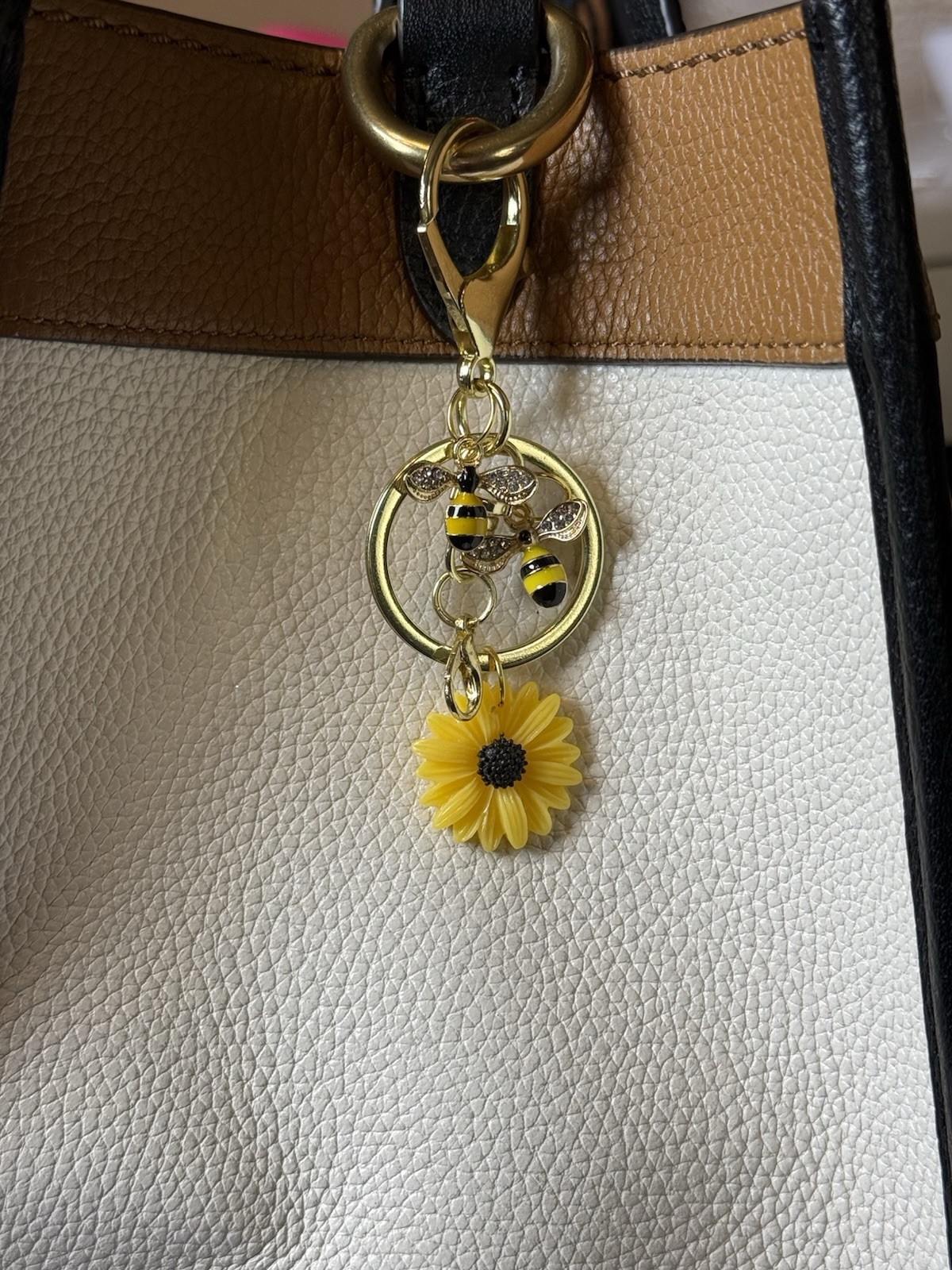 Gold Bee Sunflower Keychain Charm Rhinestone Bumblebee Floral Purse Bag Key Ring