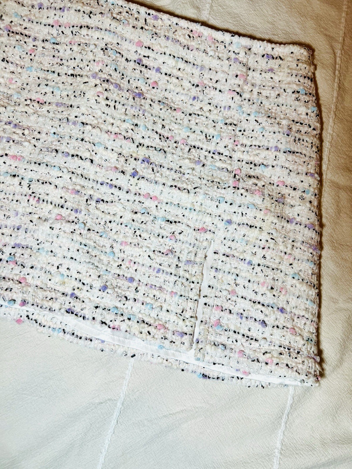 Olivaceous Tweed Mini Skirt Womens Small White Multicolor Boucle Chic