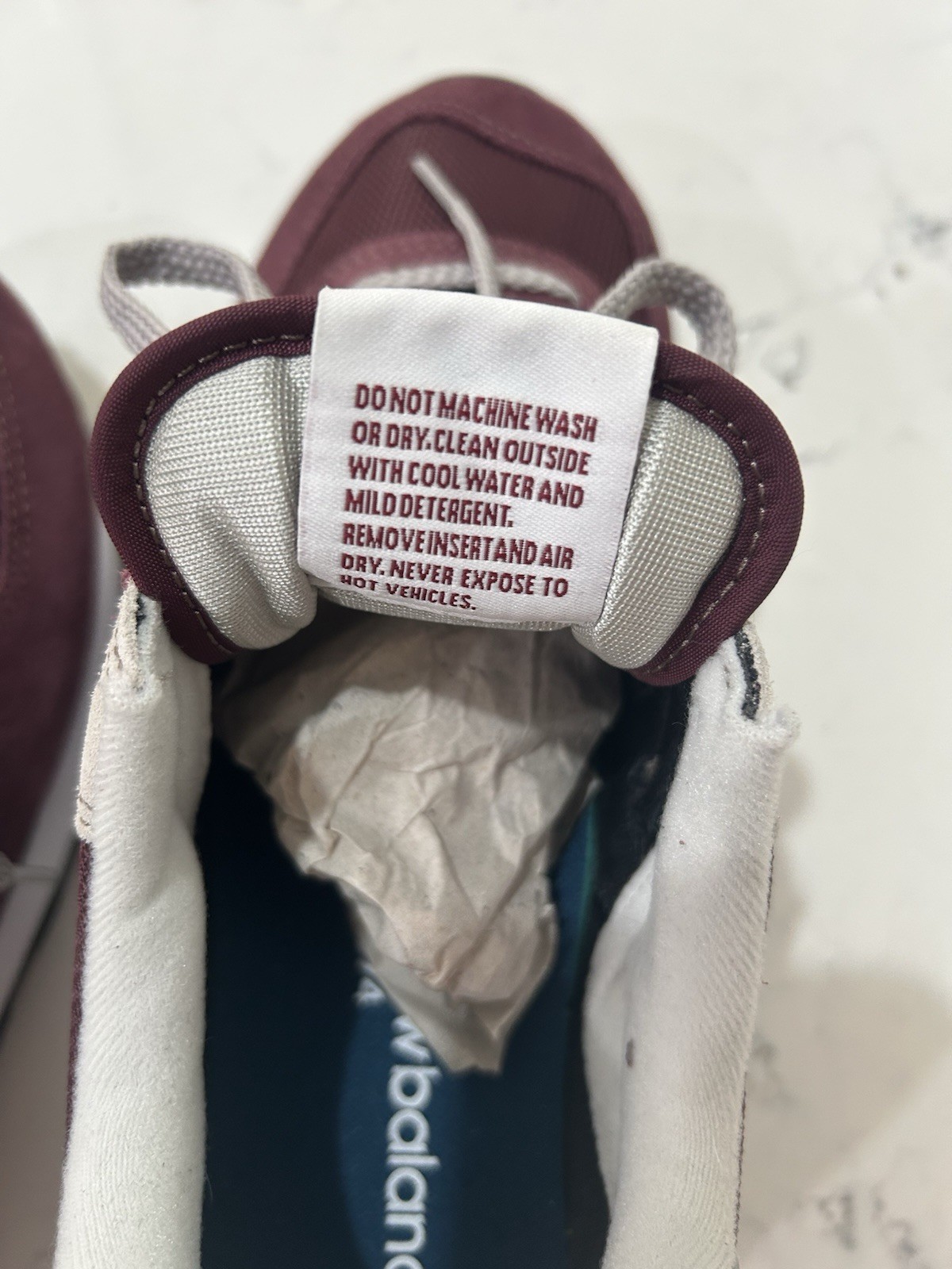 New Balance 574 Classic Burgundy Grey Men’s Sneakers ML574EVM Size 9 NWOB