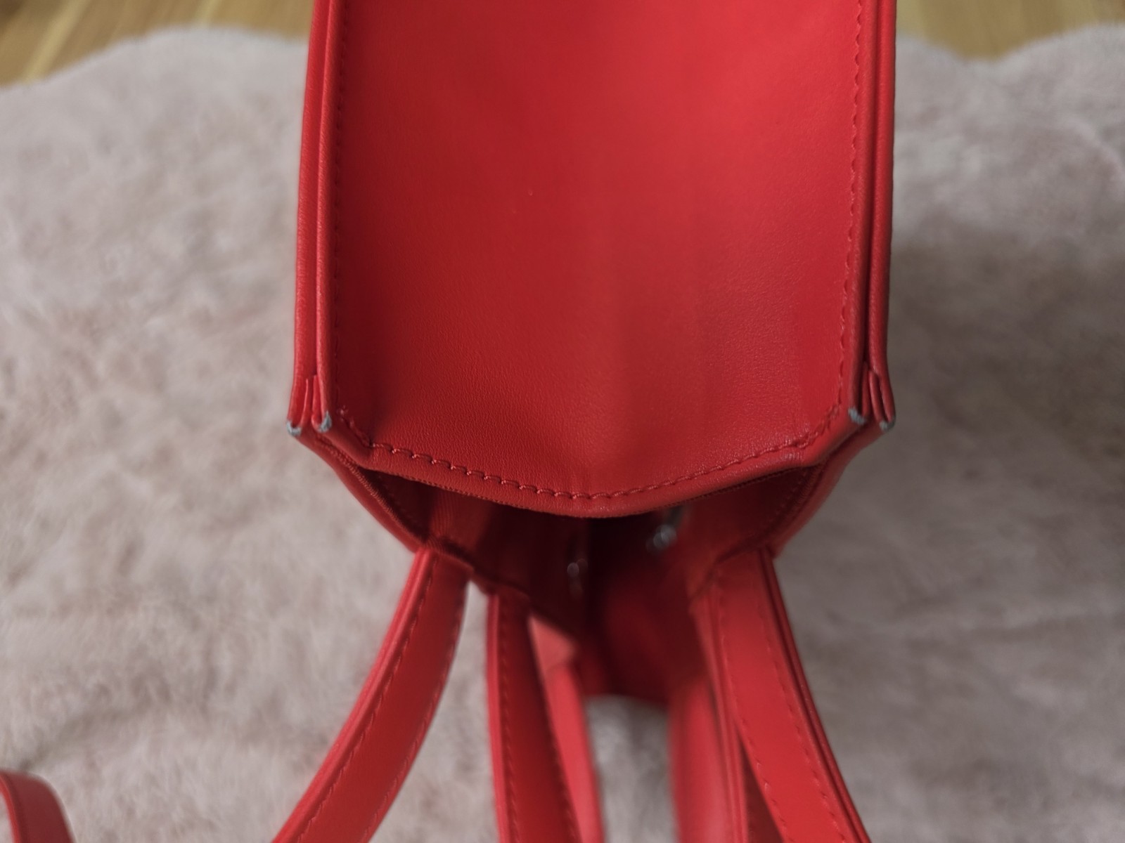 AUTHENTIC TELFAR MEDIUM SHOPPING BAG IN RED
