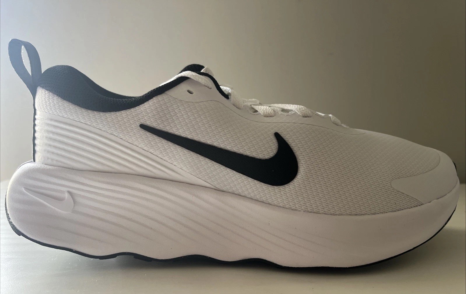 Nike Promina Mens 8.5 White Black Athletic Running Shoes Sneakers FV5285-101