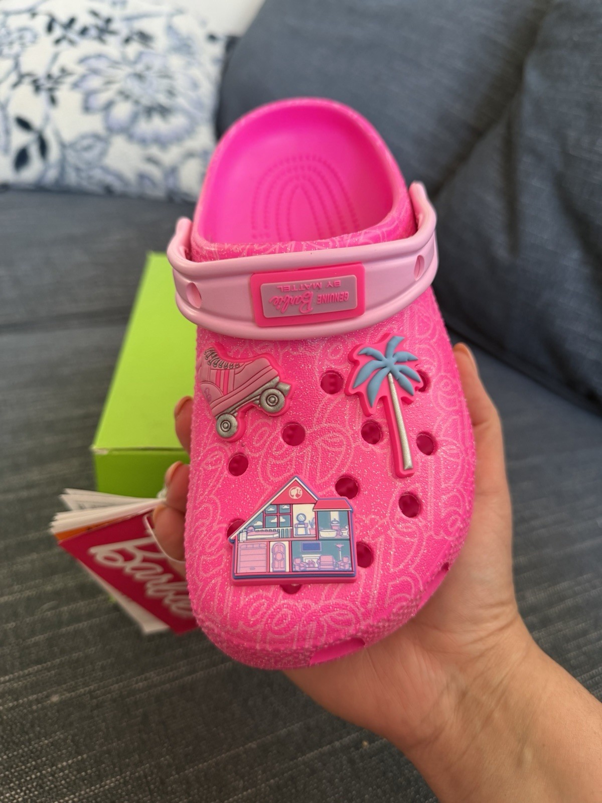 Crocs Classic Clog Kids Barbie Pink w/ Charms Slip On EU 34-35 AU SIZE j3