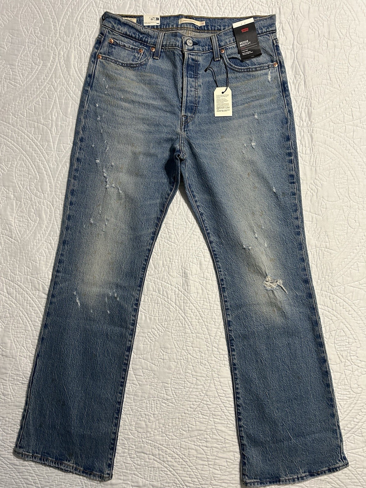 Levi’s Womens Wedgie Bootcut Jeans A8710-0020 MEDIUM WASH Size 32×32 NWT