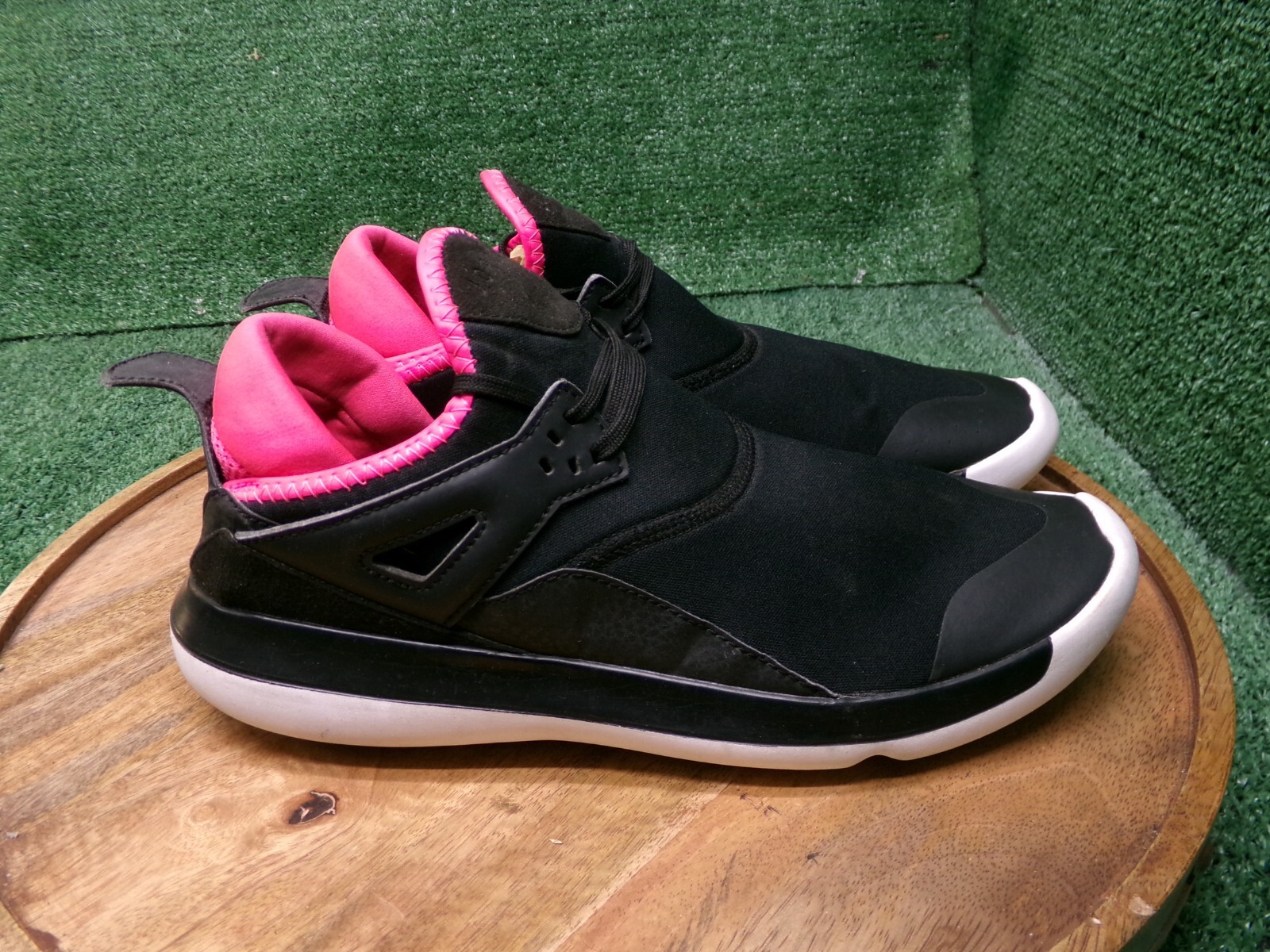 Nike Jordan Fly 89 AA4040-009 Black/Pink Youth Size 8.5 Women 10/10.5 Size Chart