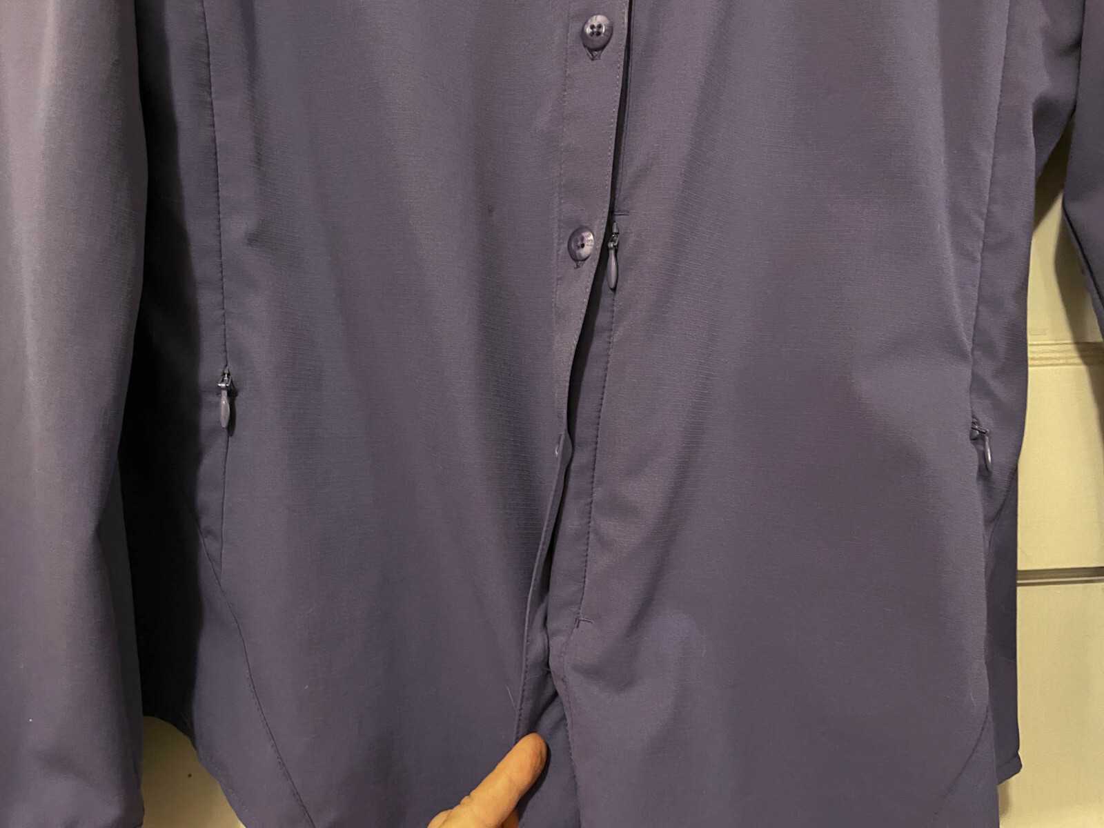 REI SAHARA SUN SHIRT, SMALL, PURPLE, LONG-SLEEVED, MANY HIDDEN ZIPPERS/FEATURES