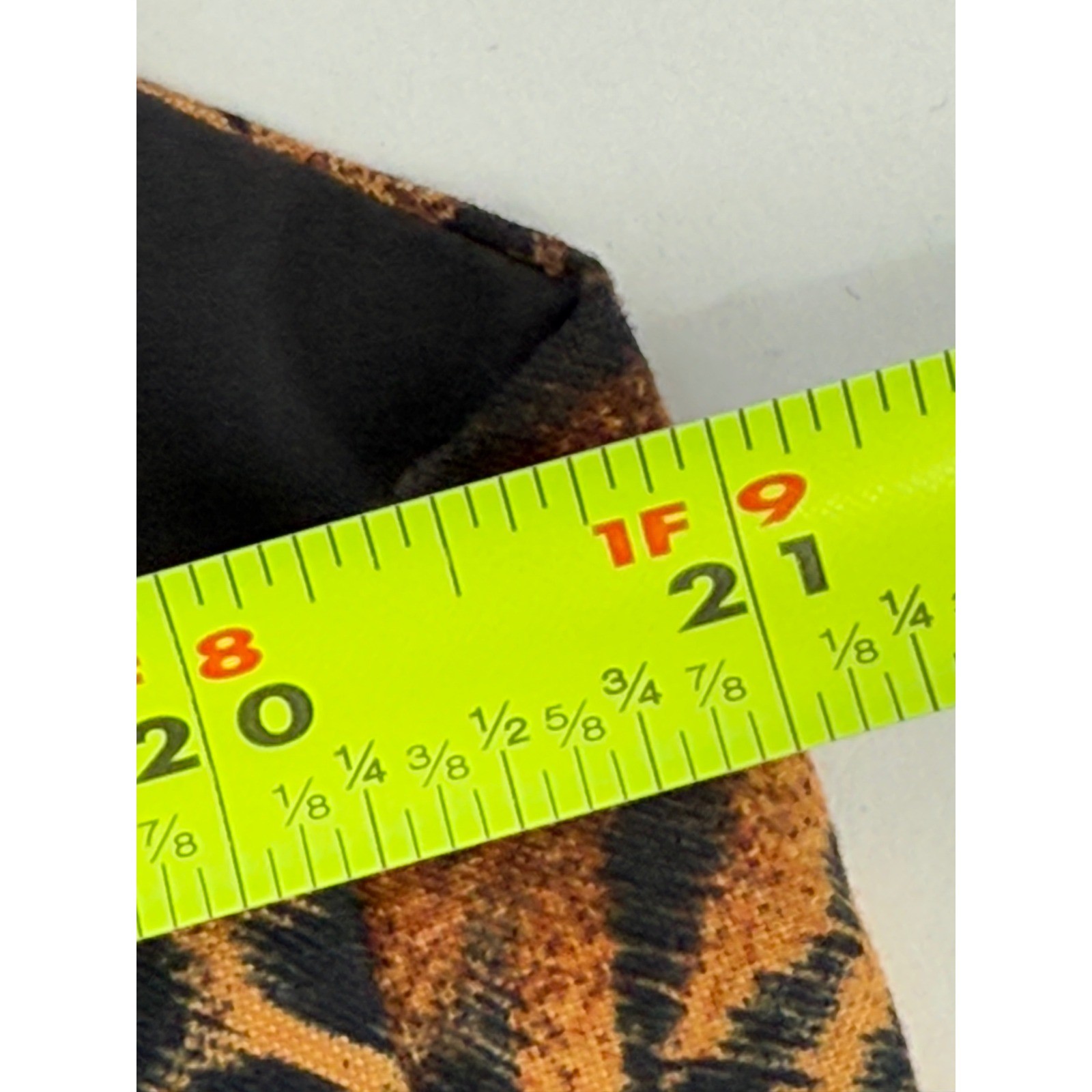 Homemade Womens Vest Leopard Cheetah Tiger Sleeveless Button Front Sz L