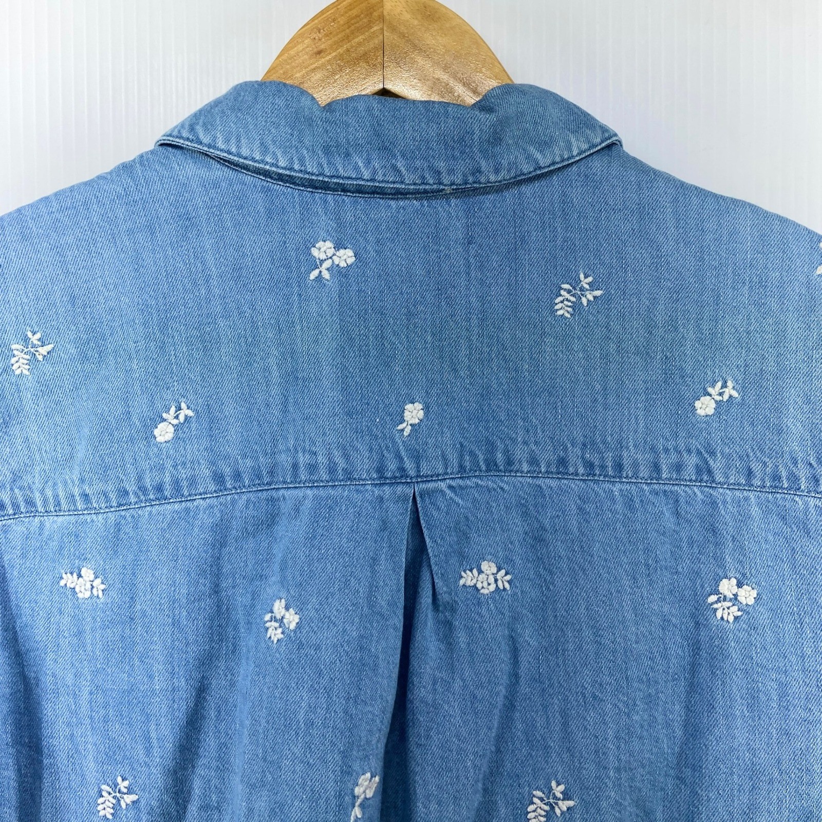 Sezane Tomboy Shirt Embroidered Blue Denim Chambray Long Sleeve Women EU 36 US 4