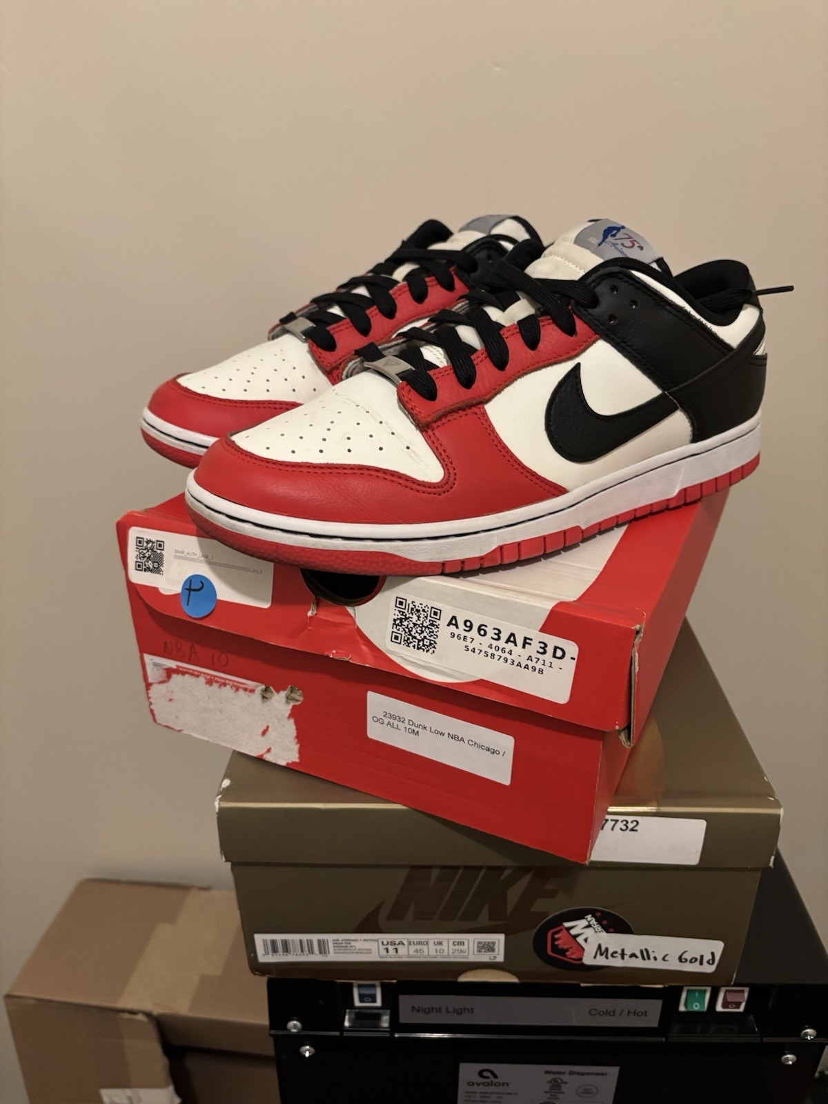 Nike Dunk Low 75th Anniversary Chicago Sneakers DD3363-100 Men’s Size 11